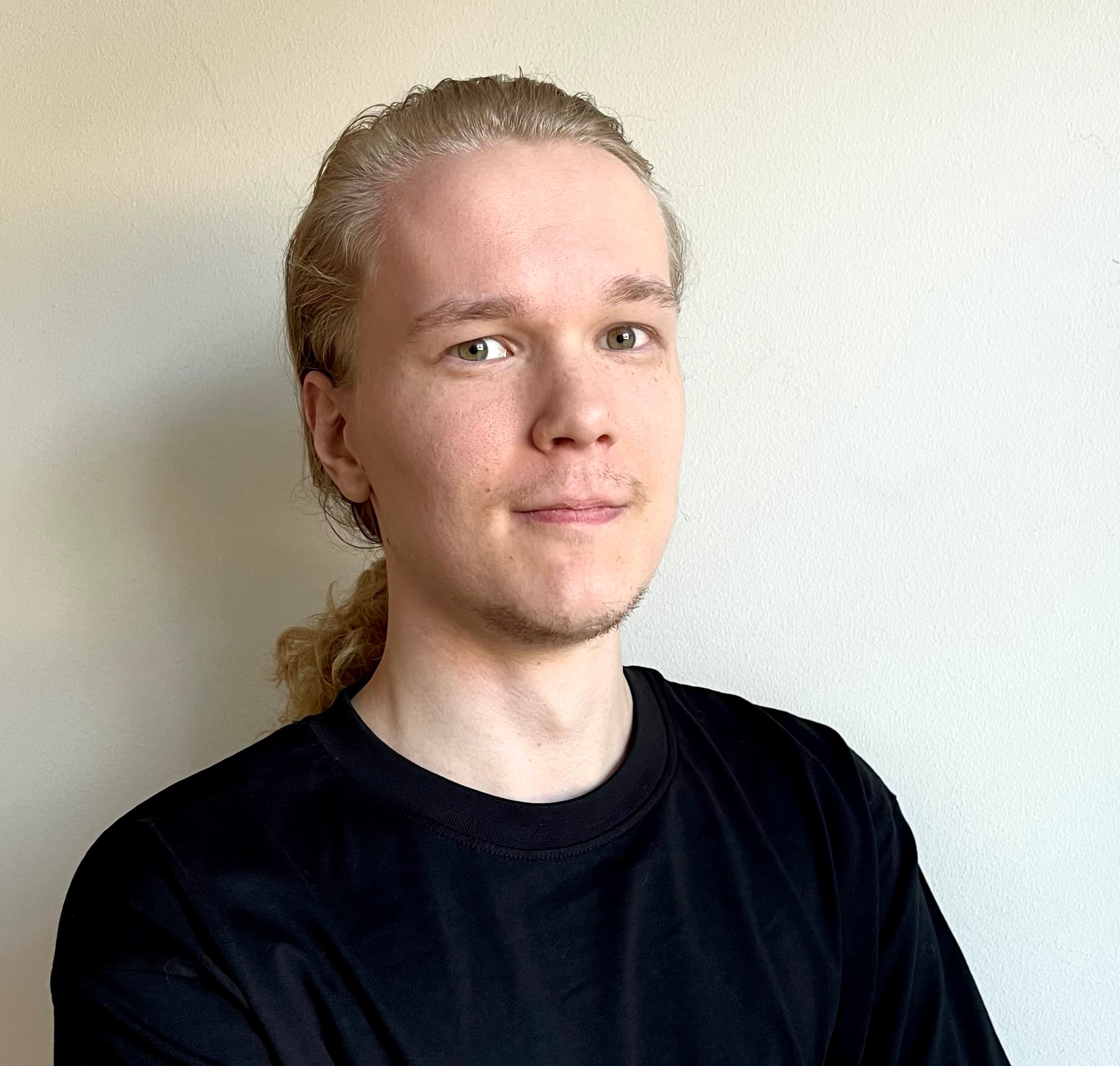 Akseli Saari